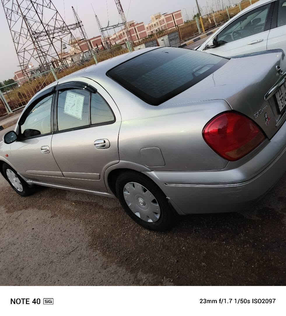 للبيع نيسان صني ياباني
 موديل 2009 رقم بغداد الجديد بسمي
 مكينه 1600 قبق اسود
 فول أوتوماتيكي
 كير ومكينه وحداديه وتبريد مكفولات
 سعرها 80 وبيه مجال
 مصبوغه عام للجماليه 
اللون رصاصي يعني سلفر
 السياره بالحله بحي الزهراء يم جسر الام 
***********  ***********
بيع أو مراوس حسب القناعه حلة, بابل

نص مكتوب في الصور:
- NOTE 40 5G 23mm f/1.7 1/50s ISO2376
- NOTE 40 5G
- 23mm f/1.7 1/50s ISO1219
- NOTE 40 5G 23mm f/1.7 1/50s ISO2247
- NOTE 40 5G 23mm f/1.7 1/50s ISO2097
- 23mm f/1.7 1/50s ISO1123
- NOTE 40 5G 23mm f/1.7 1/20s ISO4753
- NOTE 40 SG 23mm f/1.7 1/25s ISO2879