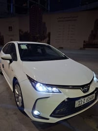 السلم عليكم.. عندي كورلا هايبرد 2025 شكل الخليجي جديده جدا ..مكفوله كف...