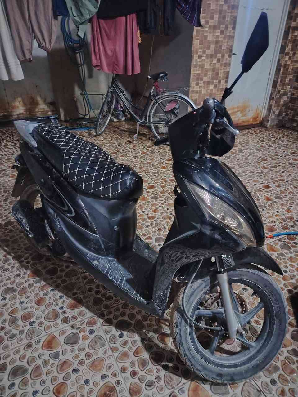 ماطور ديو مفتوح مره وحده فقط نظيف كلش ماناقصه اي شي مكينه نكره شغاله كله بس تحط بنزين ودير دهن كل شهر للبيع سعره خاص مكاني سامراء البهراط
