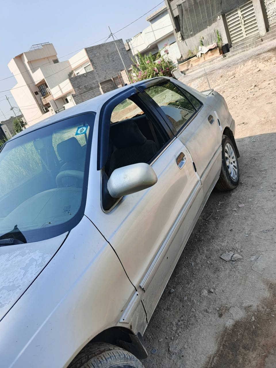 النترا دمعه موديل (1993)
نضافه (80%)  بلادي 
تدفئه تبريد كله شغال 
كير عادي سنويه ال سنه 2032 
تحويل ثاني يوم  والسعر 28 ورقه بيها مجال قليل 
العنوان ديالى المقدادية
هذا رقمي ***********
