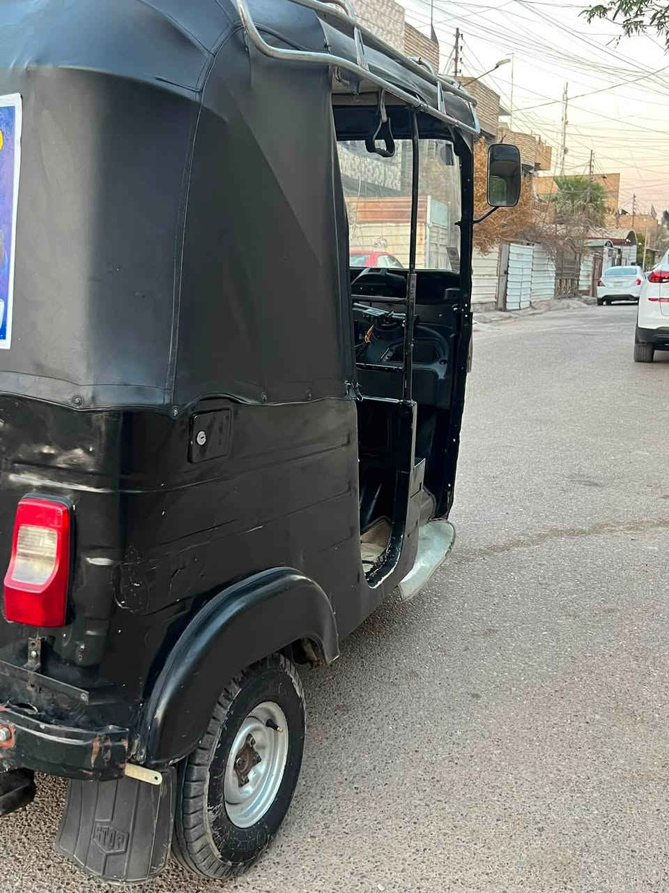 سلام عليكم شباب تكتك للبيع لون اسود موديل20تكتك كاملة ما بيهة اي نقوصات ترقيم كامل تحويل ثاني يوم عنواني الزعفرانية رقم التليفون*********** السعر خاص بيهة ضربة بل صفحة فقط مبينة بل صور

