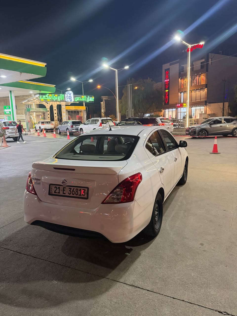 نيسان صني ٢٠٢١
مواصفات؛يدات نيكل و دبل كيج و عتر نيكل و فوليوم و جناح بيلادي و خمس كلات و بلاجكتور 
رقم انكليزي جديد و بسمي شرط تحويل وكاله
كير محرك شرط فحس بدون عيب و ممفتوح
دفتر بنزين موجود 
ماشيه ١٠٠ حقيقي 
سياره بدون صبخ و بدون فتح و بدون حالوب فقط ثلاث مكان صغيره بارد حتي دعاميات شرط فحس بدون صبخ
مكان سياره كركوك اسكان
سعرر ١٠٥ بي مجال بسيط
***********
*********** كركوك, العراق
