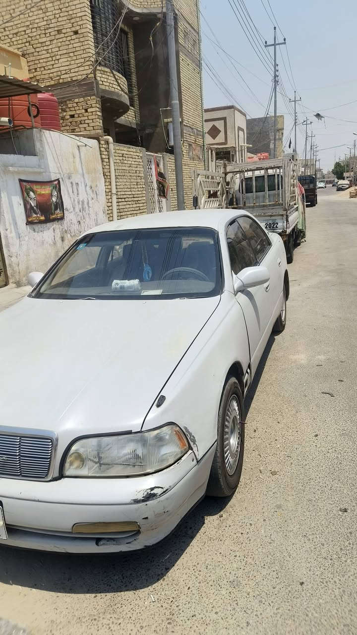 سلام عليكم ماجستا للمراوس موديل 93 سياره خير من الله محرك وكير شرط سياره اصوليه كفاله كص ونقل مصفره غرامات راعيها بغداد  مايطلب شي شوكت ما يعجبك تحول يكلك تدلل السياره بلبصره كهربائيات كلها شغاله سياره دواخلها مرتيه صدر 70/100 مصروف علها سياره بس عوزها بك لايت جه سايق ودعاميه خلفيه ماميه شوي تعبانات 
***********//***********

