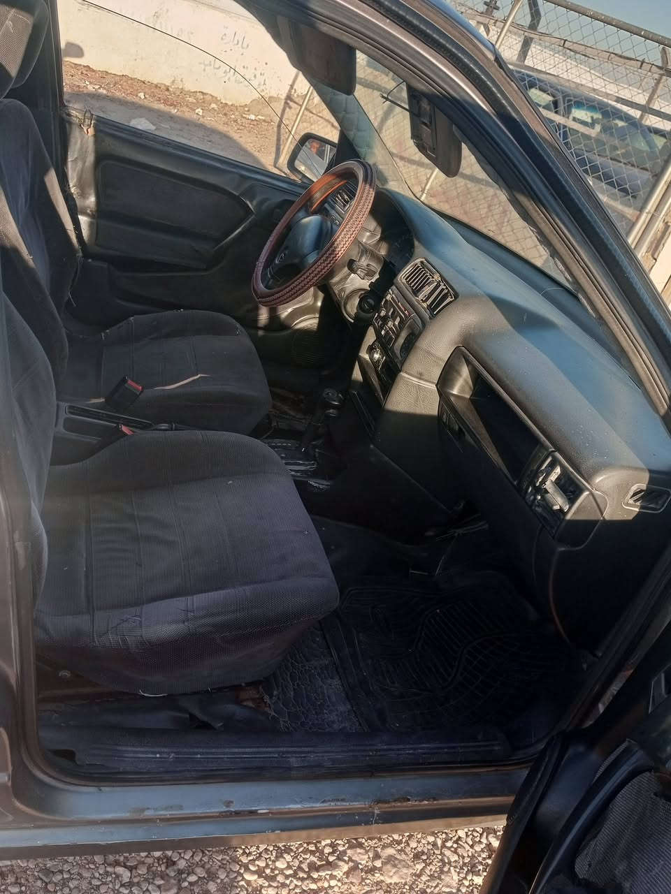 ‏سلام عليكم . .  سياره فكترا موديل 89
‏
‏السياره  مبدل بيه باب ول باقي مكفول  الكهربائيات كلها شغاله صدر نضيف 
‏
‏المحرك 2000   . مكفول كير اتماتيك  رقم بغداد  تحويل بنفس اليوم مشروع
‏ وطني 
‏
‏السعر 28 وبيها مجال 
‏
‏مكانه الرمادي جويبه 
‏
‏الهاتف ***********  
‏
‏
‏
‏
‏ 
‏
