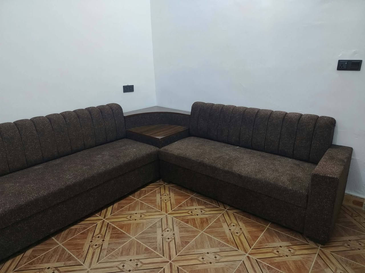 تفصيل حسب الطلب • خشب متين • أبي صيدا