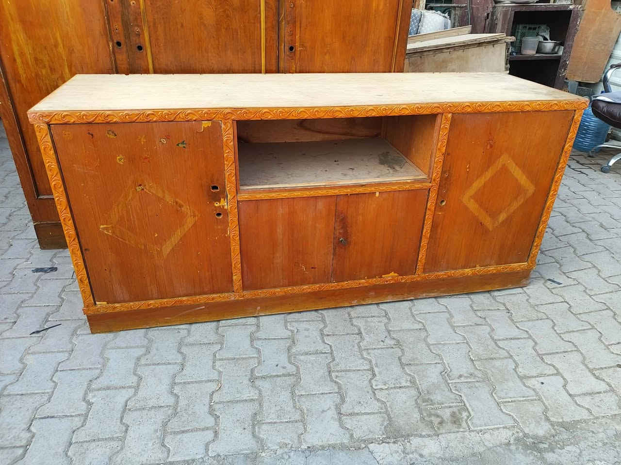 غراض للبيع
بغداد المحمودية 
المكان قرب مستوصف المحمودية مَقابل مستشفى الأسنان الصحي
ثاني محل 
***********
***********
اللهم صل على محمد وال محمد
