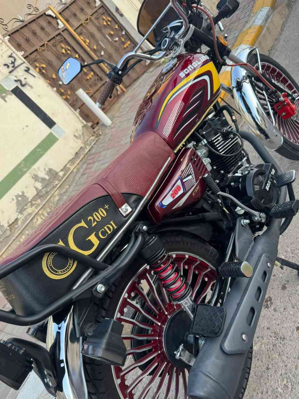 سلام عليكم ايراني موديل 26 محرك 200cc بعده طك كورتون صالي شهر من شديته مكاني تأميم سعر مليون بي مجال سويجات 2 بصمات 2 ورقه منفيس ‏‪***********‬‏
