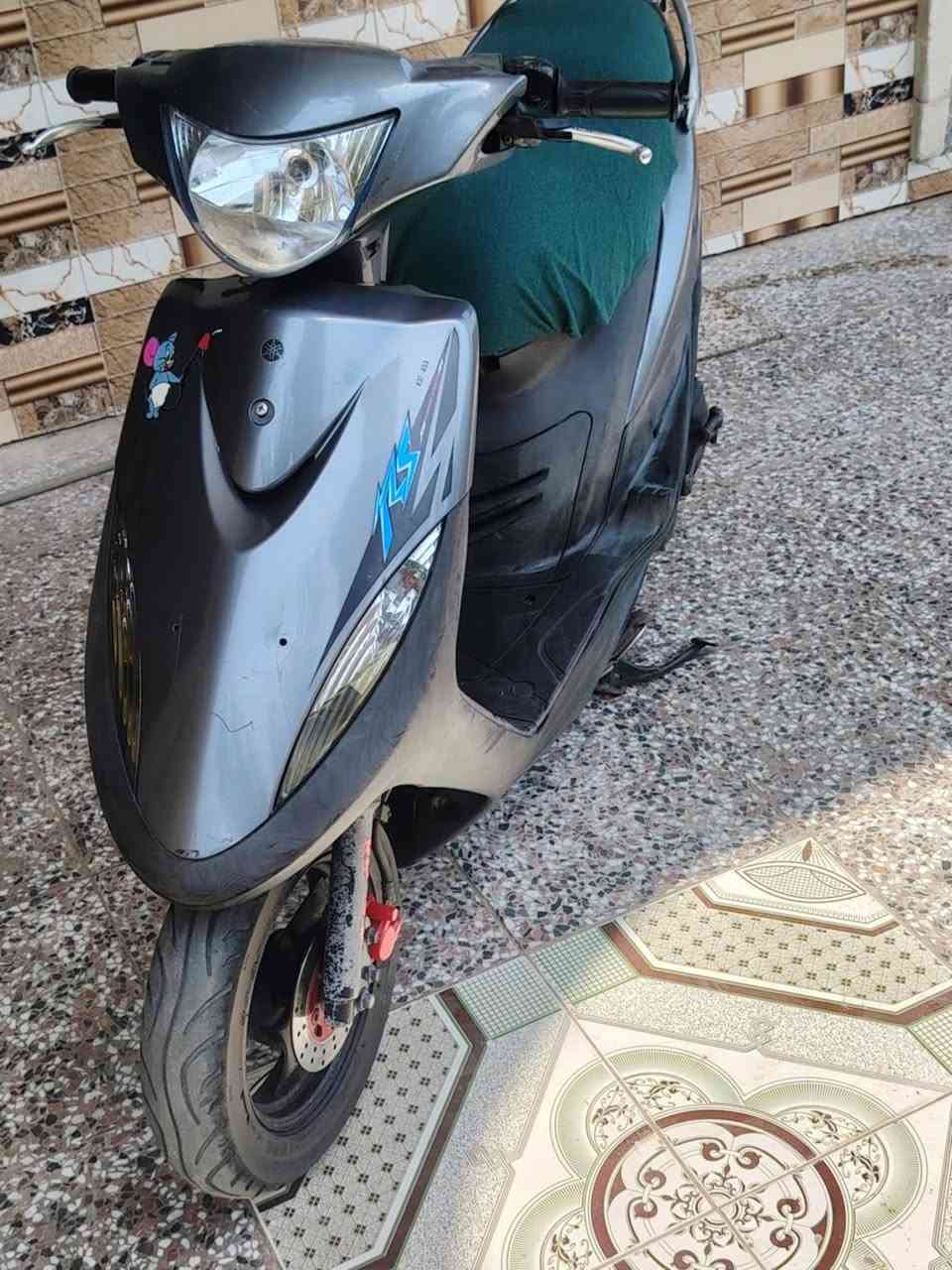 ماكس عدله نظيفه
سعر ٧٥٠ وبيها مجال حك جيه 
العنوان بغداد جسر ديالى شارع المخازن
 رقم تليفوني ***********
