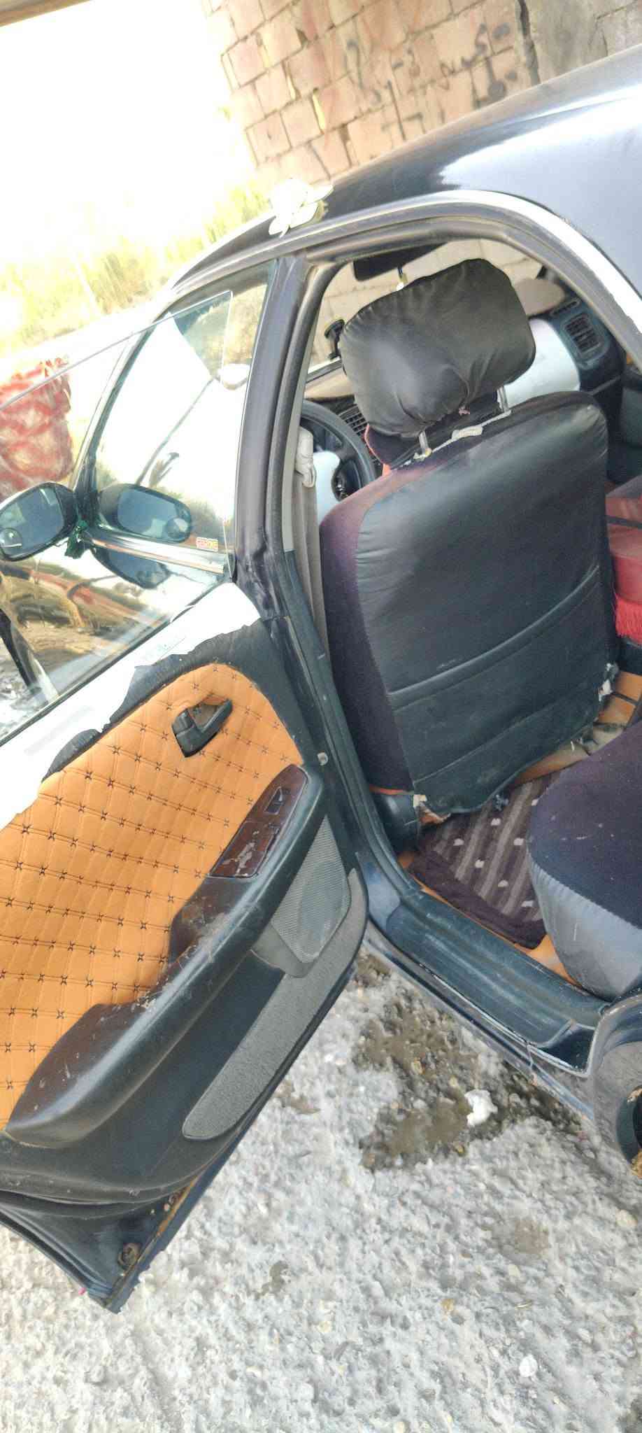 سلام عليكم سياره للبيع شيزر مديل94  مكفوله من الكص والنقل الجثه سياره خير من الله مكينه وكير وحداديه كله مكفول سنويه لل30    السعر 47وبيها مجال عنوان دوانيه قضاء المهناويه  ***********
