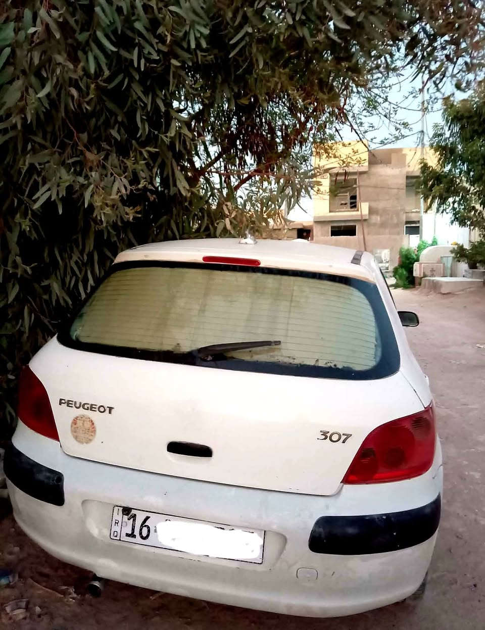 السلام عليكم 
بيجو فرنسي٣٠٧ موديل ٢٠٠٥ رقم دولي مكينة زينة الكير عاطل تبريد شغال باتري جديد سنوية ل٢٠٢٧ راعيها بغداد يداور ماعنده مشكله ورقمهه قادسيه السعر ٢٦ وبية مجال مكاني نجف باب خروج مطار النجف شارع الشفلات بيع او مراوس للاستفسار الاتصال على الرقم *********** بيه واتساب
