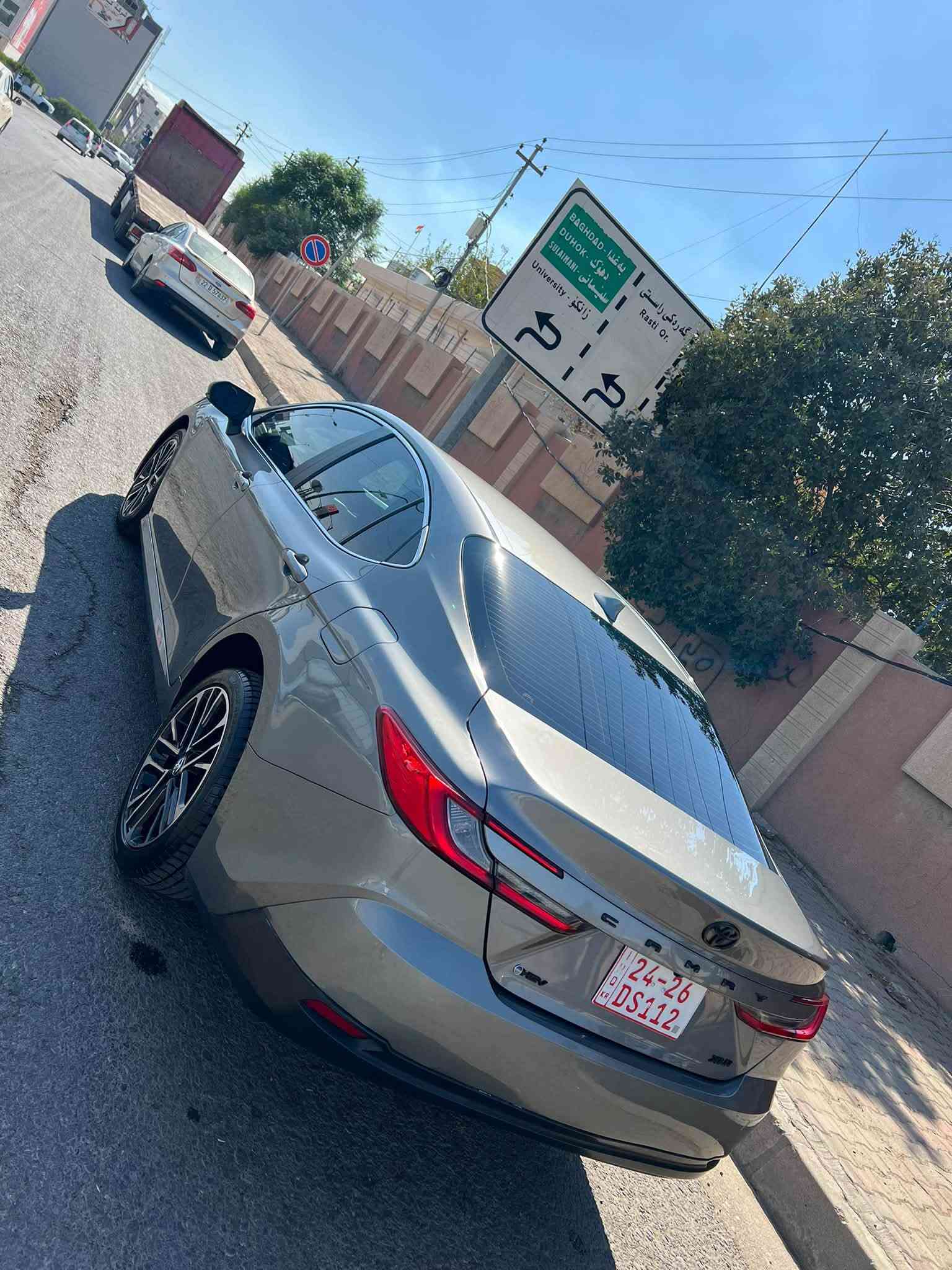 توياتا كامري موديل2025
مصفاتXLE
فول مصفات به س بدون پانورمه 
شاشه جبير 
كشنات كاربي 
كشنات هيتر+سكان هيتر
سكان ليزاري 
سياره فول 
بجم كبس +خلف كبس 
بدون داخل بدون ايرباك
سياره بها به س جملغ وره صبغ بدون داخل بدون ايرباك
سياره ماشي٢٠الف
سعرها٢٤٧ورقه و مجال 
رقم تلفون***********بها واتساب همين 
عنوان أربيل شارع ١٠٠٠
