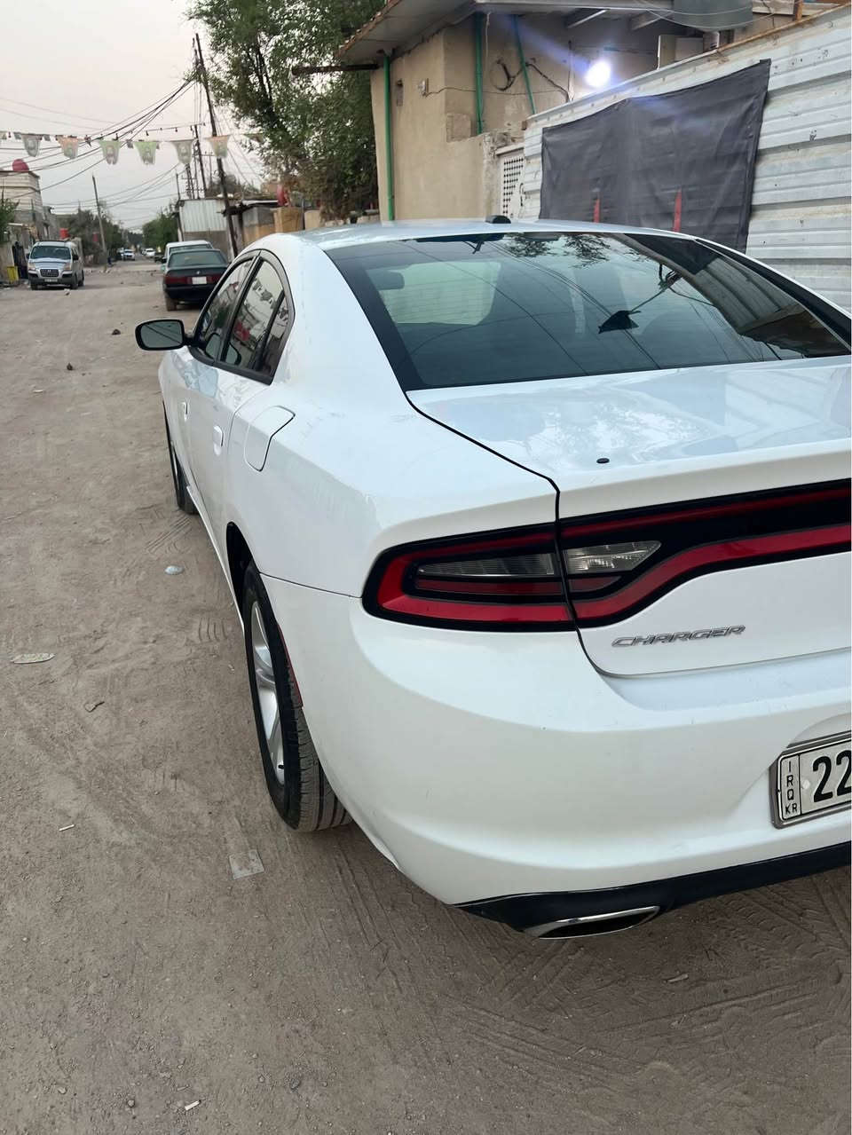 جارجر 2015 أربيل الجديد تحويل او وكاله SXtنضيفه مال بيت مكينه 3600 تو ويل شرط مامفتوحه حداديه تبريد جاهزه لأخير طخم البراد جدد اصلي  اي نقص مابيه حادثه كلش خفيف بدون داخل بدون ايرباك فقط جاملغ ايمن تبديل وباب الصدر امبدل نفس اللون ابلادي وعندي باب السايق اهنا بالعراق انشخط ورشيت بيه جوه اليده فقط يعني مو كله بدون فتح الباقي مكفول السعر 170 استفسار ع رقمي *********** اتصال وواتساب عنواني البصره شارع الميثاق البصرة, العراق
