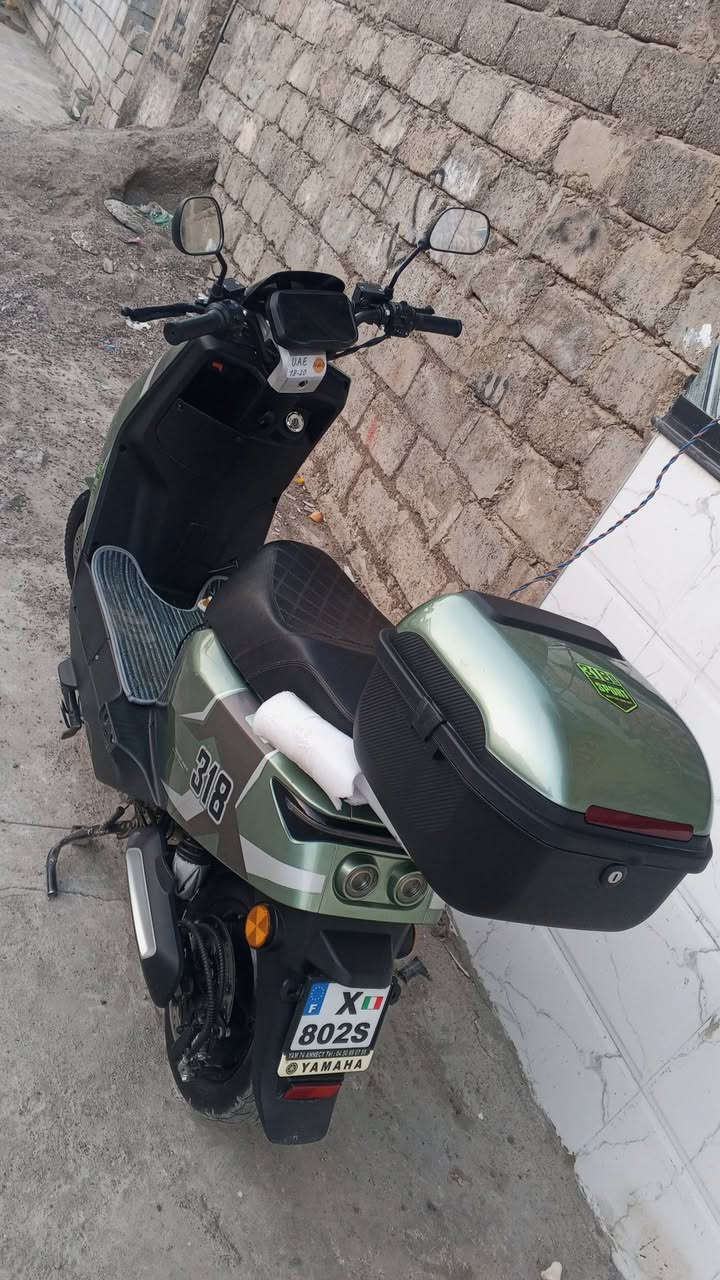 318 نضيف حيل ومابدل بي شي 
ملفو 2000
سته بطاريات عله وضعهن ويقرن عشرا ونص وشرط الفحص 
كلشي شغال ليت اشير نضام بك دبل خلط 
بي سويج ثنين وبصمه ثنين 
سعرو 550شراي اتصل ***********
مايفيدك المطور لاتتصل ولاتعبني ولاتعبك اعبر المنشور
