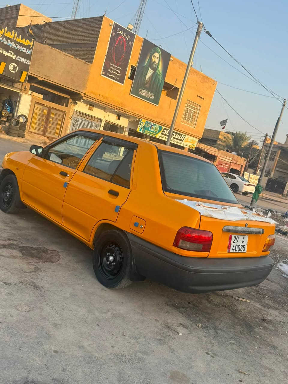 سلام عليكم البيع سايبه 2023مكفوله كفاله عامه تخم تاير حداديه مكينه وكير خير من الله سياره مصفره هيئه وغرامات تحويل مباشر مكان السياره كوت  مركز المدينه السعر 57وبيها مجال اي استفسار تصل على رقم ***********
