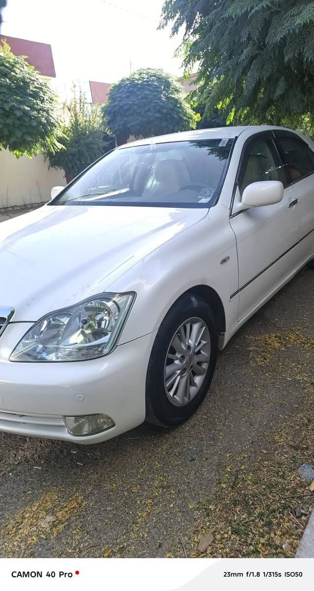 2005بڕاوە ڕەقەم کاتی سلێمانی پلێت و بارکۆد 182 بێ دوکەڵ
بڕاوە 182📦🧿
سەیارەکە لە تازە داغڵیەوە ڕاگیراوە بەس بۆ کۆدەکە دەرکراوە کامل مسروف بێ چاڵ سەقفی شوشە 2پارچەی اوروپا پەمپە ناو زەرد بۆنی شەریکەی لێدێ 54 وەرقە کورت لێ مەیە بیرت نەچێ حسابی بێ کۆدی بۆ مەکە پلێتیشی پێوەیە ***********وەتسئاپی لەسەرە

نص مكتوب في الصور:
- چوارتا
- کاتی سلیمانی
- CAMON 40 Pro 23mm f/1.8 1/928s ISO53