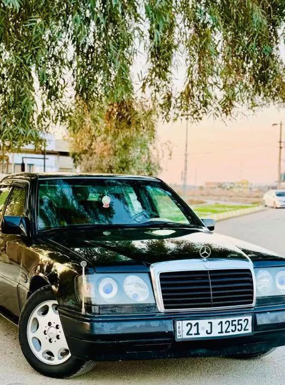 مارسدس دب
موديل 1987 
محرك مكفول جديد 
كير مكفول جديد 
محرك VVT 3000
صدر جديد 
 كهربائيات جدد فول 
منظومة زنون  فول
دخله دوشمه جديدة
تبريد جان يشتغل ثلج مدري غاز مدري كتف ماعرف مهم جان شغال ثلج سياره رقم سليمانيه 
سنويه 2030 
منظومه غاز اقتصادية حيل 
سياره حلوه وتجي تشوف ب عين 
رقم الهاتف ***********
العنوان ديالى 
سعر 46. بيه مجال قليل
