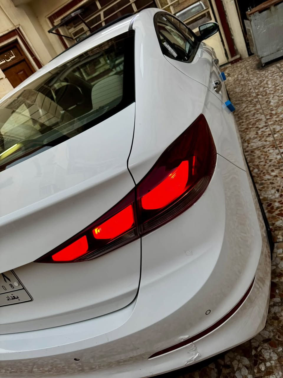 السلام عليكم النترا 2019 خليجي سوبر مكفولة من الضربة والصبغ فول عدا البصمة معروف السوبر مكينة كير كلة مكفول موصفات شاشة كبيرة كامرة خلفية فتحة وضعيات قيادة حساسات تحكمات ستيرين وباقي الموصفات المعروفة ماشية ٩٢ الف كيلو السعر 140 وبيها مجال حك الجية المكان بغداد السيدية رقمي ***********
