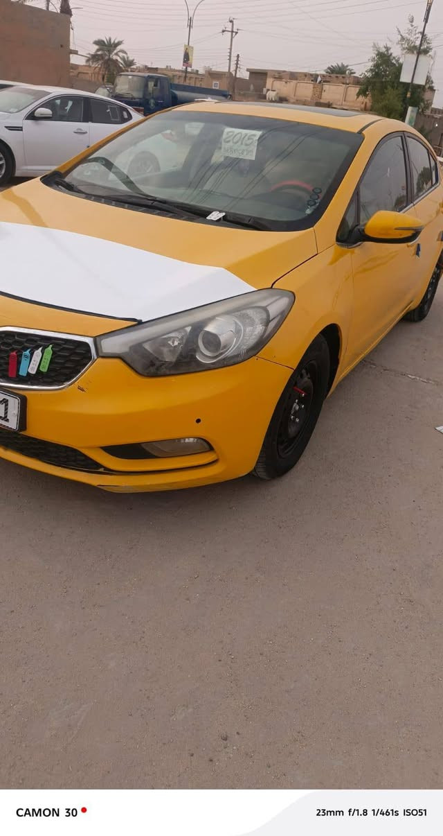 السلام عليكم كيا سيراتو خليجي موديل14مكينه الفين فول عد البصمه كل تفاصيل السيارة داخل المنشور بالسونار السعر82وبيه مجال  العنوان الناصريه رقم موبايل***********
