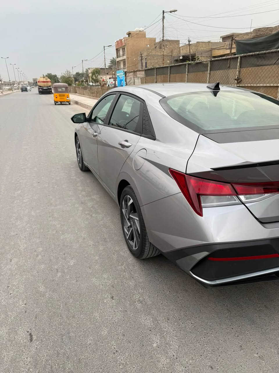 هونداي النترا مديل ٢٥ وارد أمريكي 
مرقم بغداد بسمي 
مواصفات سيارة فول عدا الفتحة والجلد 
محرك ٢٠٠٠ دوش 
ماشية ٣٠٠٠ زيرو سيارة 
بدون ايرباك سيارة 
حادث السيارة باب وجاملغ تبديل 
بدون دواخل
صور الحادث والتصليح والسونار 
بل منشور 
مكان سيارة بغداد 
***********
