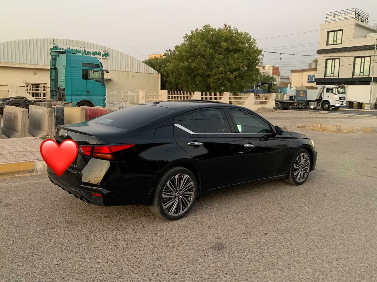 Nissan Altima 
2024 SL
 فول مواسفات   پیش و پشت کەپسە لەسەر شەریکەیە ٢٢ هەزار روشتوە
یەک بست جملخ و یەک بست دوسەکەی بویاخە وینەم داناوە 
بی ناوگرتن ارباک شان سەکن و سوکان سیستەمە 
ژمارە کاتیە سی مانگ هەیە بو رەقەم 
 سعر ١٨٣ مەجالیک 
دەعامی بو دەعامی بەشەرت
ناونیشان کلار 
*********** 

نیسان التیما 2024 
موسفات SL 
فول موسفات ماشی ٢٢ الف 
ترقیم شیمالی 
فقد شبر جملخ و شبر دوسە صبخ 
بدون دواخل ارباک ستیرن بردە سیستم بیلاد
رقم شاسی موجودە بانشر
بجم امامی  خلفی کبس  
سعر ١٨٣ بیمجال قلیل 
عنوان قضاء کلار 
***********
