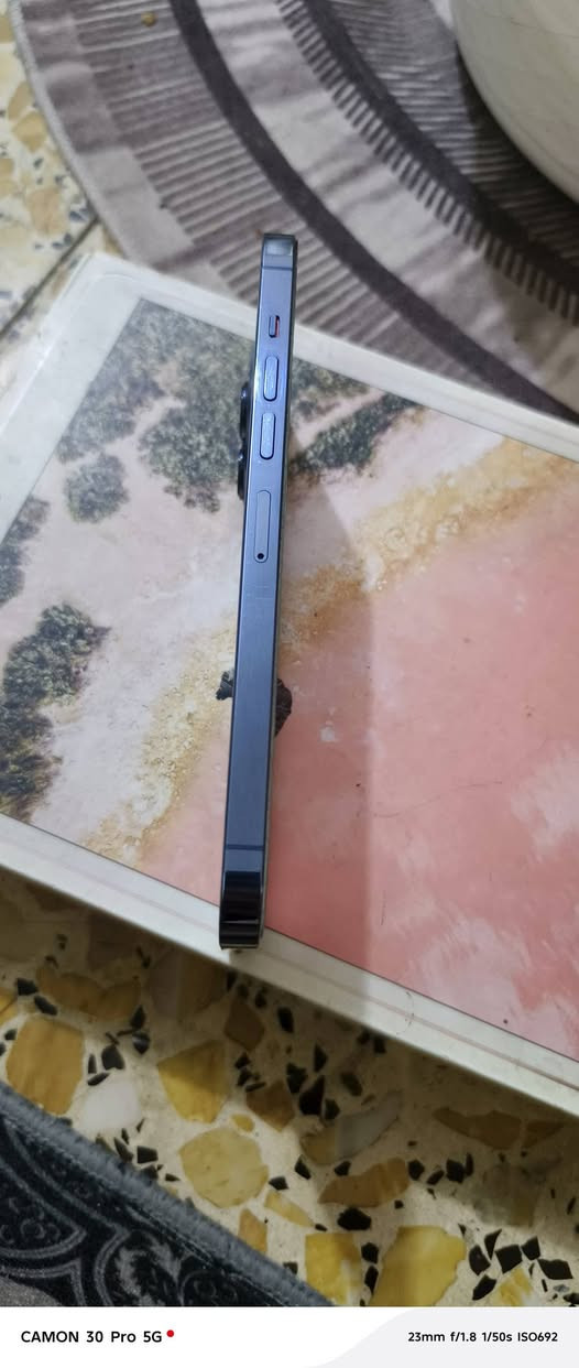 13 برو ماكس وتر قافل ايكلود السعر 250 قفل عنوان بغداد الاتصال 
***********

نص مكتوب في الصور:
- CAMON 30 Pro 5G 23mm f/1.8 1/50s ISO665
- CAMON 30 Pro 5G 23mm f/1.8 1/50s ISO692
- CAMON 30 Pro 5G 23mm f/1.8 1/50s ISO216
- CAMON 30 Pro 5G 23mm f/1.8 1/50s ISO701