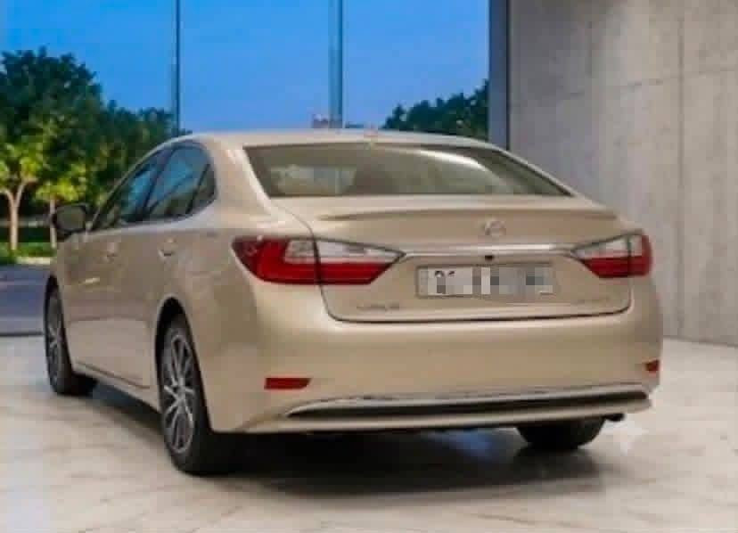 لكزز Es 350 2016
ماشية 57000كيلومةتر
كلين تايتل سفر شريكة
فول مواصفات 

كير محرك مكفولة 
تحويل ثاني يوم 

رقم صاحب السيارة 
***********
