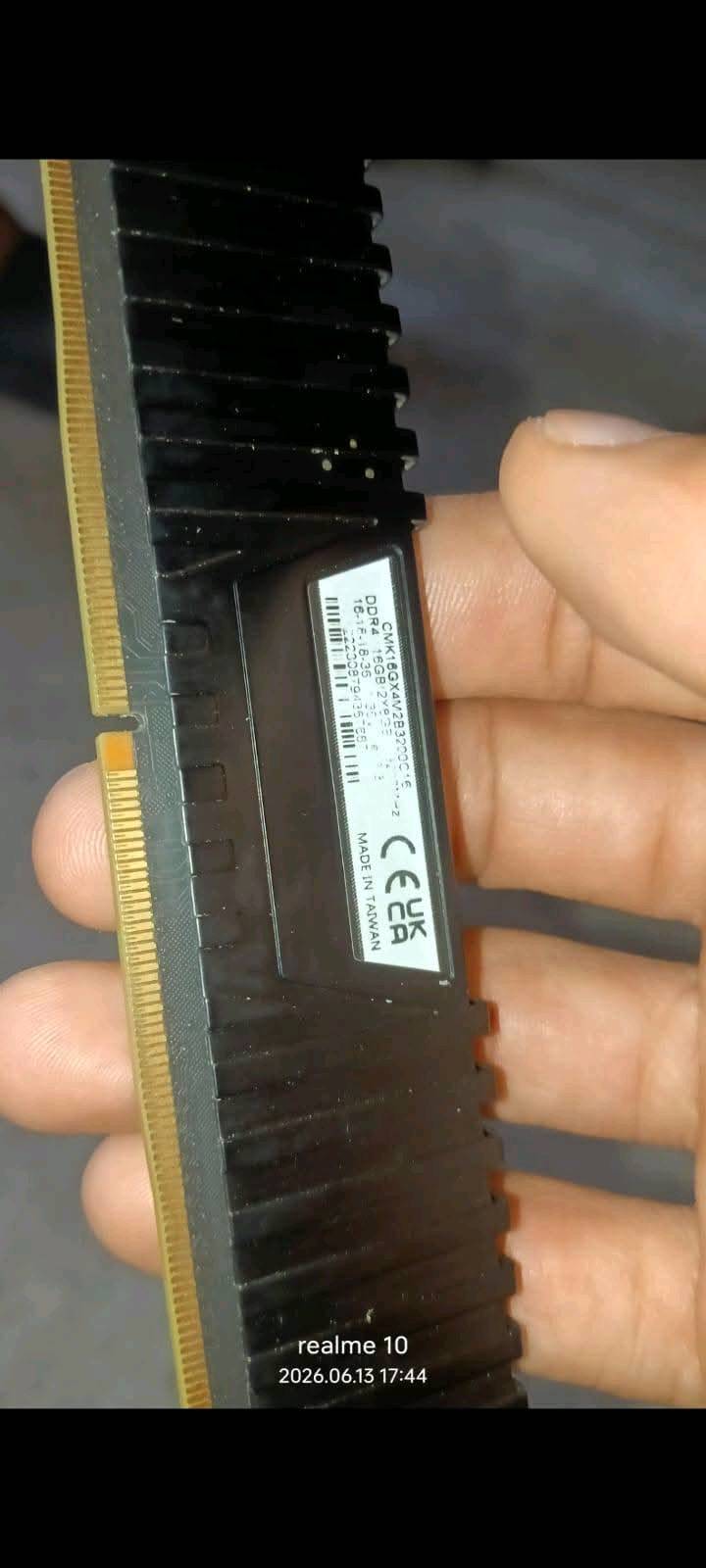 رام DDR4 • 8GB • 3200MHz