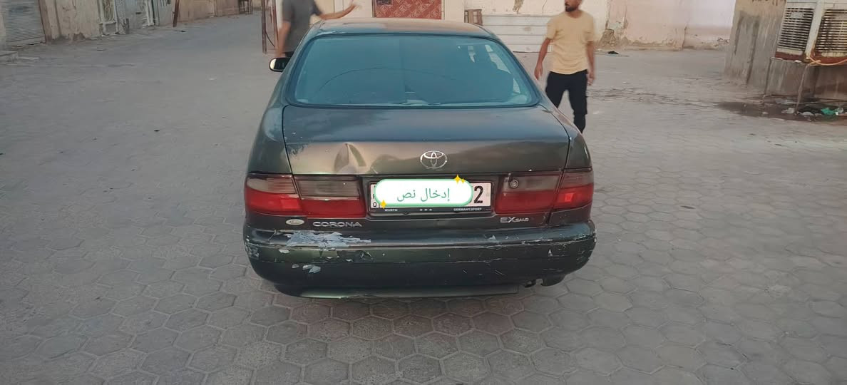 السلام عليكم
كرونه للبيع رقم بغداد السعر ٤٥ وبيه مجال مكان السياره النجف 
رقم صاحب السياره ***********

نص مكتوب في الصور:
- إدخال نص