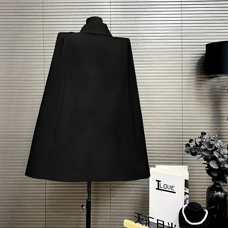 A stylish new loose-fitting sleeveless coat suitable for spring and autumn, and a black mid-length shawl in a British style with a single row of buttons for women, 2026 Available sizes for weights 40-75 kg. Pre-order available. Delivery time is 2-3 weeks from the booking date. For more details, please contact us on our Telegram channel. For immediate inquiries and questions, please contact us via WhatsApp. #via
