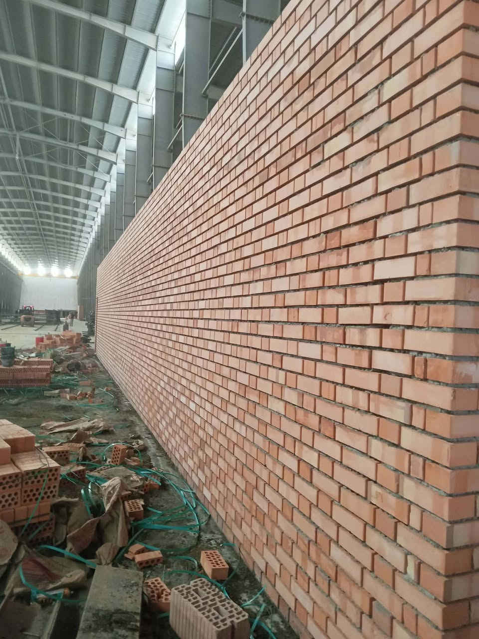 تصميم وتنفيذ واجهات البيوت والحدائق، وتصميم الأفران والمدافئ وأماكن الشواء.
للعمل داخل محافظتي كركوك والسليمانية.
الأسعار حسب نوع وحجم العمل.
للتواصل: ***********»
