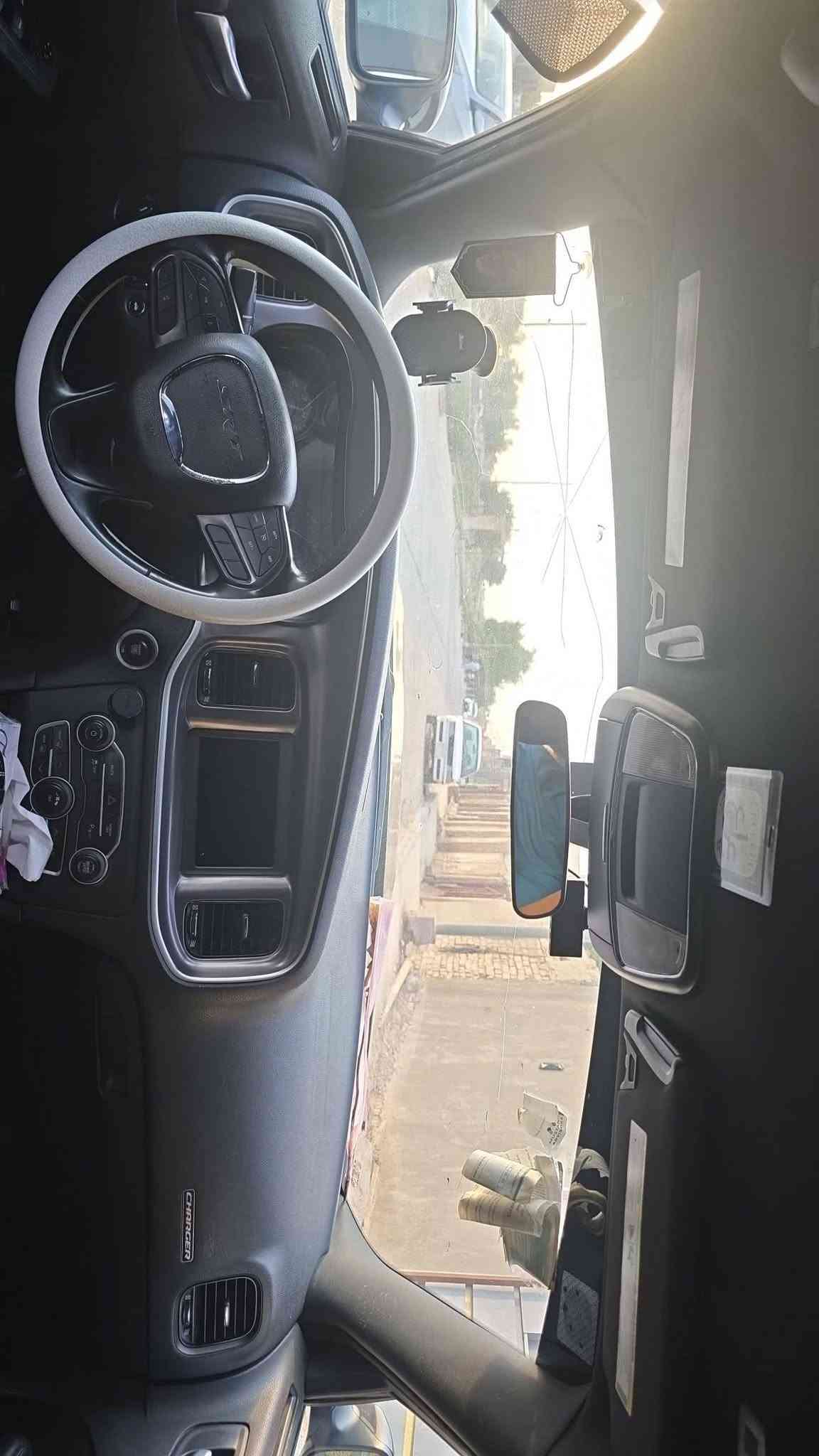 موديل ٢٠٢٠ اصل رقم بغداد بسمي بيهه تبديل بنيد وجنطه مكينه كير حداديه تبريد تخم تاير السعر ٢١٠ وبيهه مجال مكاني ناصريه ***********
