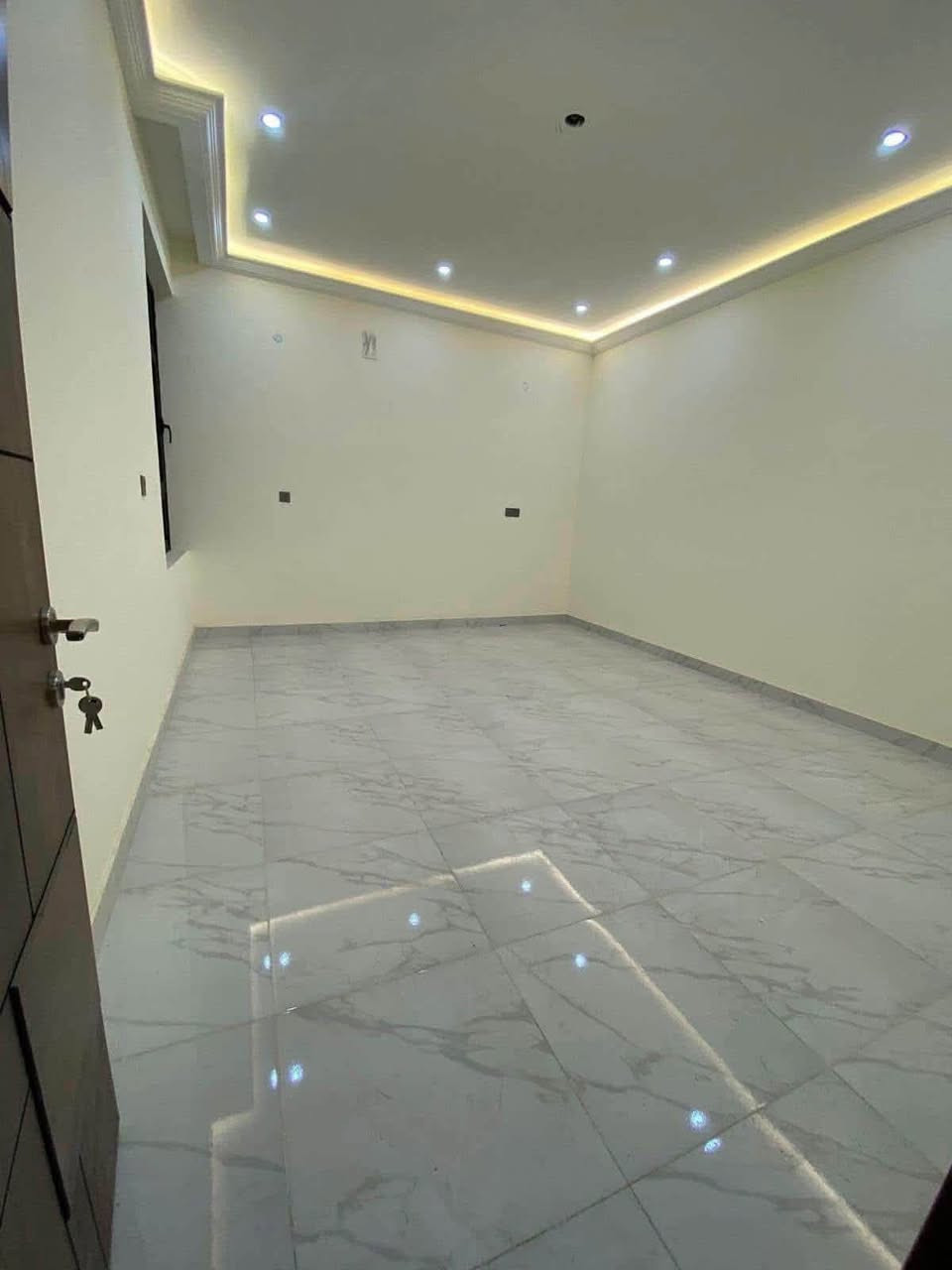 مستعدين لبناء وترميم الدور 🏡
✨ الآن تملك بيت أحلامك بسهولة:
✔️ بناء بكافة مناطق الديوانية والأقضية والنواحي

📍 التزام، جودة، وسرعة إنجاز
——————————————-
#متابعة_الصفحة
#نستقبل_جميع_عروضكم
———————————————————
🔺#للاستفسار الاتصال ع الارقام
 ارشد *********** 📲 
 حسن *********** 📲  
http://wa.me/+964*********** 📲  
—————————————————————
او زيارة مكتبنا متواجدين 3 الظهر إلى 8 مساء 
🔺مكتب دره المشرق للاستثمار والتطوير العقاري 
🔺العنوان:-حي الجزائر الشارع العام قرب مأكولات تشرين

