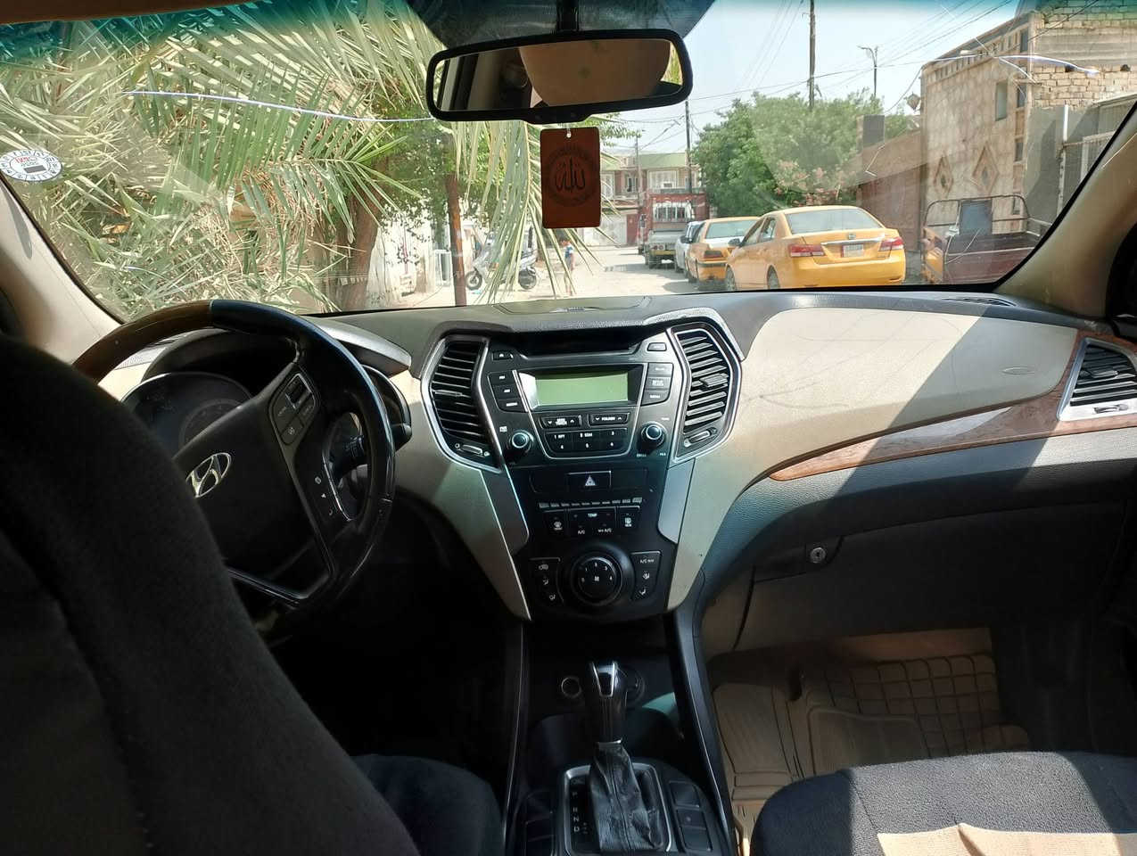 سنتافي خليجي محرك 2400 بيه نص كاملغ الكدام بيه رشه الباقي مكفوله بسمي دولي جديد اربيل مكان سياره ديوانيه قضاء السدير ***********
