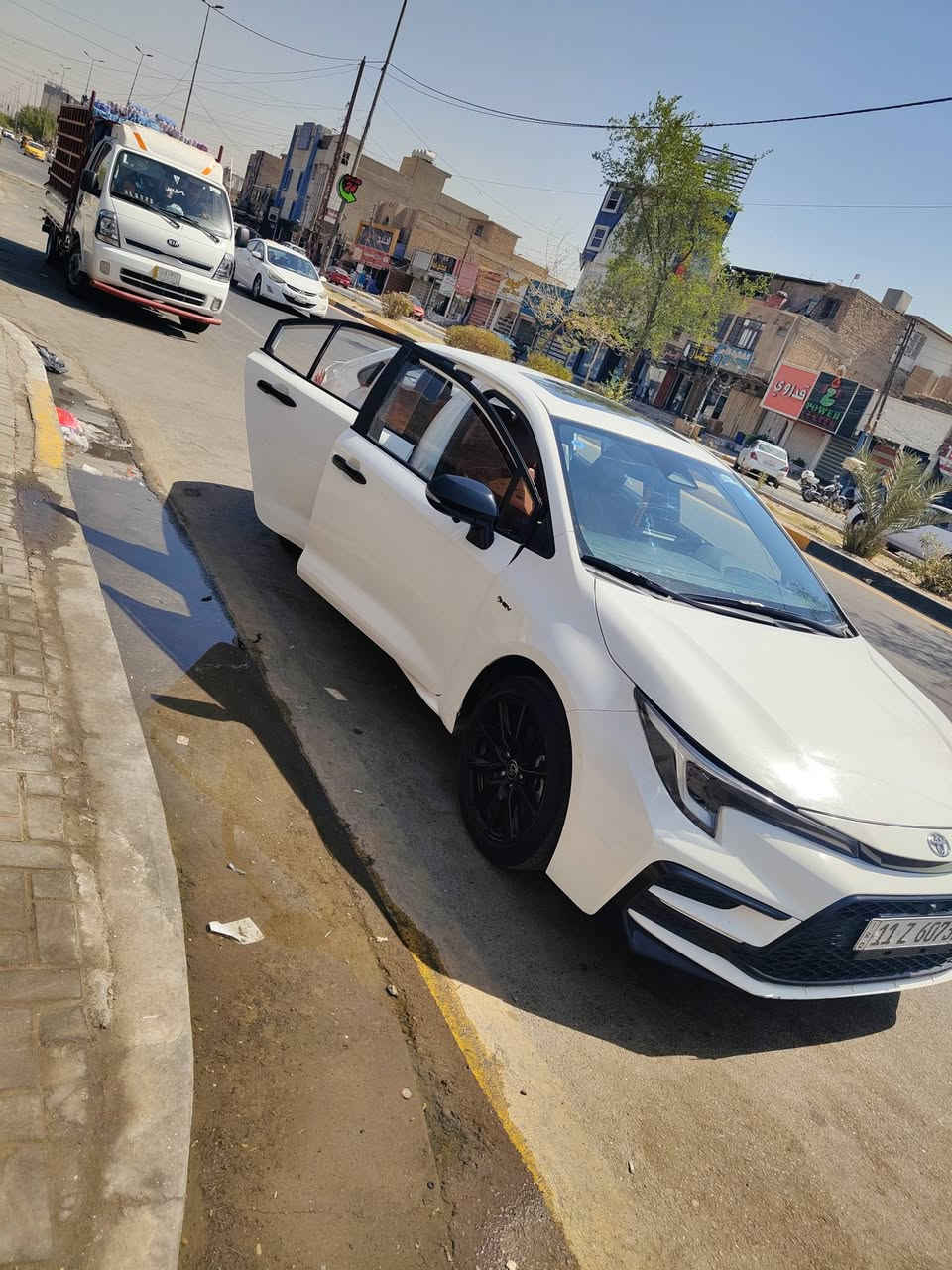 كولا هايبرد شكل الخليج تجميع الصين
السياره جديده وكلش نضيفه  

ماشيه 17 الف 

✅مواصفاتها 

 

 فتحه

بصمه و بصمة بيبان و جنطه

لايت زنون عالي ناصي

سايد بريك بصمه و اوتو هولد

3 مود قياده

رادار 

كشنات جلد عسلي 

كشن السائق تحكم كهرباء ٣ وضعيات 

وشاشه جبيره تتدعم كار بلي

مود درايف ٣ وضعيات 

لد امامي خلفي 

تبريد قطعتين 

 

✅إضافات كامله للسياره 

سبويلر + يدات سود + شفقه خلفيه سوده كت كامل 

✅داخل السياره 

كاربون تغليف كير وستيرن دركه كامل 

✅هزه جديده سنه كامله 

  

✅مكفوله من الصبغ  والتبديل  

بغداد تحويل ثاني يوم بأسمي السياره 

سعرها 165 💵

للاستفسار *********** رائد العقابي

*********** احمد 

مكاني بغداد حي الجهاد
