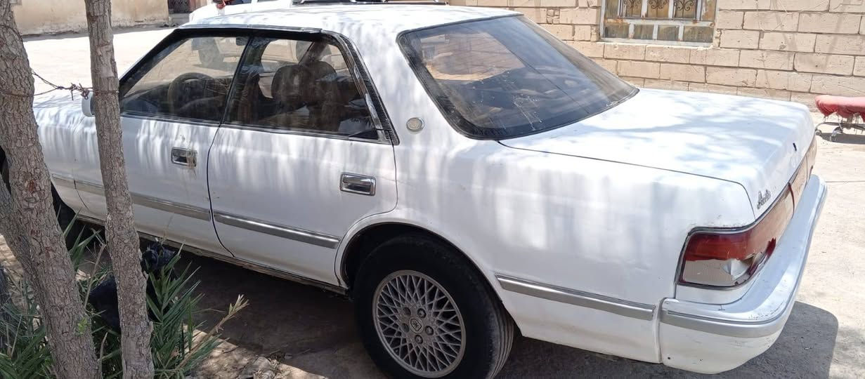السلام عليكم
شيزر موديل 1994 
محرك ثنين ونص جديد كير جديد 
غرفه دواخل كله جديد سياره   سستم كامل كرهبائيات كلها شغاله حداديه مشط ستيرن كله جديد رقم ذي قار سنويه نافذه ما اندل راعيها ابيع كوم حديد انتعهد سرقه وعشائر اتكاتب وياك سعر 25 وبيها مجال ‏‪***********‬‏
