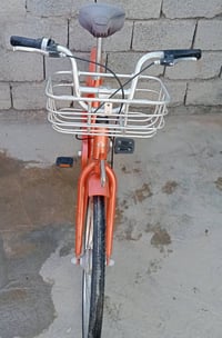 مقاس ٢٤ • نظيف • بريك خلفي مكسور
