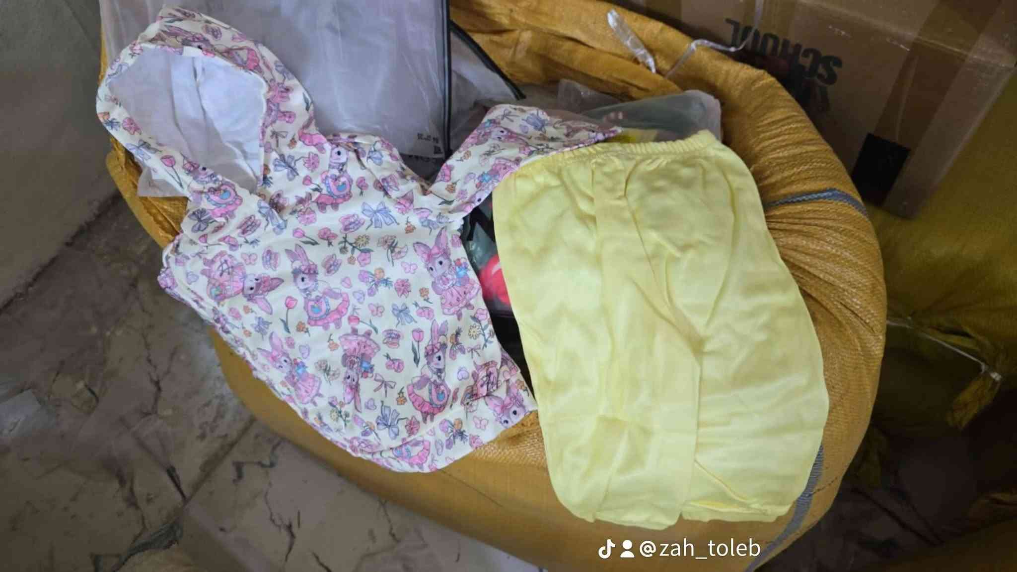 شي أن جديد تواصل واتساب ***********
تابعو بث ساعه 8 يوميا 
https://www.tiktok.com/@zah_toleb?_r=1&_t=ZS-9A5JnZGP6l0

نص مكتوب في الصور:
- @zah_toleb
- @zah_toleb تحمسوو بنات هذا نموذج للبضاعه الجديده تواصل ***********