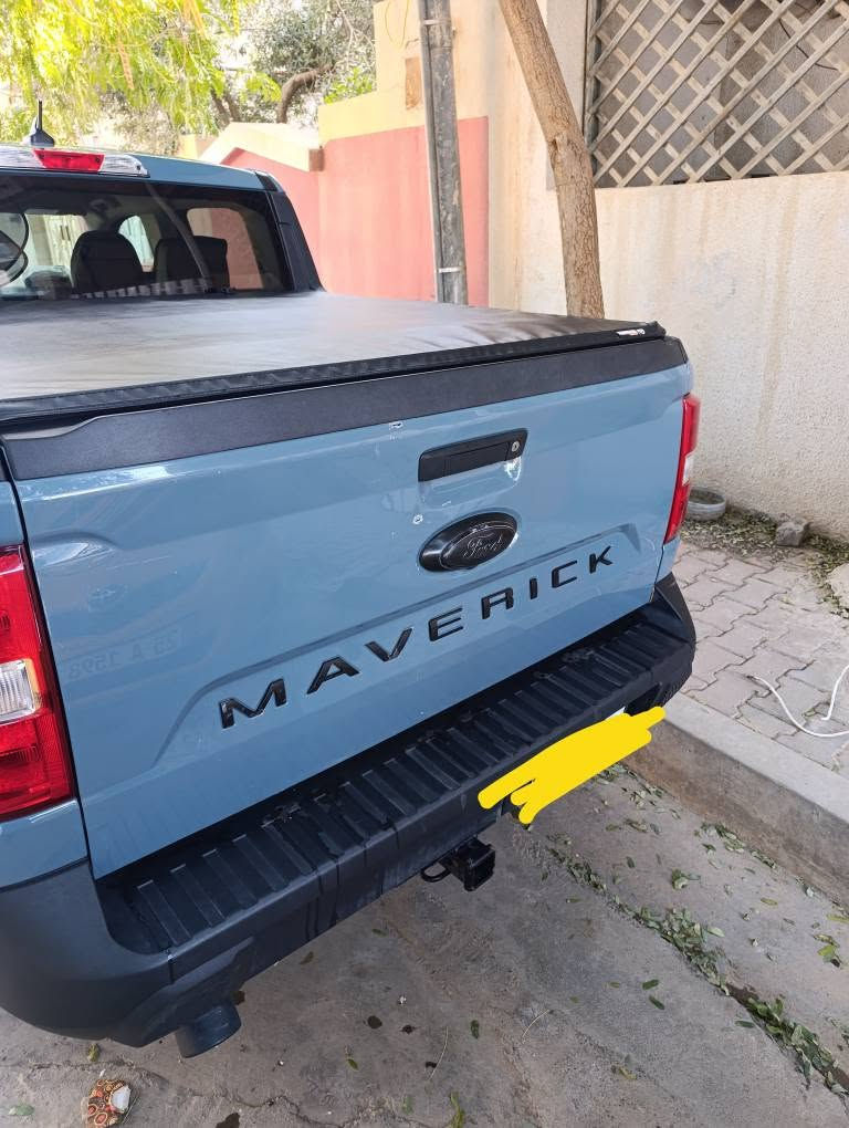 ------------------------------
السلام عليكم.. فورد مافريك بيك آب (Ford Maverick XLT) موديل 2022 للبيع.
المواصفات والتفاصيل:

* الفئة والنوع: Maverick XLT بيك آب (غمارتين) - وارد أمريكي.
* الرقم والسنوية: رقم شمالي جديد (مسطرة الهزة واللوحات الجديدة كاملة)، والسنوية باسمي شخصياً. التحويل أو الوكالة مضمونة وفورية وبدون أي تأخير.
* المحرك والكير: محرك بنزين 4 سلندر، سعة 2000 سي سي (2.0L EcoBoost) قوي واقتصادي جداً، كير أوتوماتيك (ماكينة وكير بحالة الوكالة وعلى الفحص).
* العداد (الماشية): 86 ألف كيلومتر فقط.
* الحادث والضرر: حادث أمامي بسيط جداً (مصلح تصليح درجة أولى وبشغل مرتب، بدون أي تأثير على الشاصي أو الدواخل - الايرباج سليم وبشرط الفحص).
* المواصفات: مواصفات عالية XLT (شاشة لمس كبيرة، كاميرا خلفية، تحكم ستيرن كامل، مثبت سرعة، أنظمة قيادة متعددة، رادار، تبريد ثلاجة، داخلية نظيفة جداً بحالة النظير، وباقي الصدر والميكانيك جاهز ومكفول من كلشي).

مكان تواجد السيارة الحالي: كركوك
ملاحظة لأهلنا في كافة المحافظات: السيارة متواجدة في كركوك وجاهزة للفحص في أي مكان يعجبكم.
السعر المطلوب: 170 ورقة (دفتر و70 ورقة)، وبيها مجال بسيط للطيبين بعد المعاينة والشوف.
للتواصل والاستفسار (موبايل + واتساب):
📞 ***********
------------------------------ كركوك, العراق
