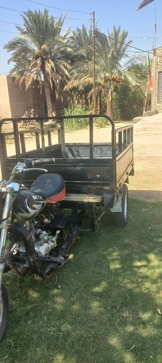 سلام عليكم ستوته البيع مديل 12وراق صوالي 
بيه خياس دوسه السعر 850بيه مجال بصيط مكان رميثه ابو شريش  ***********
