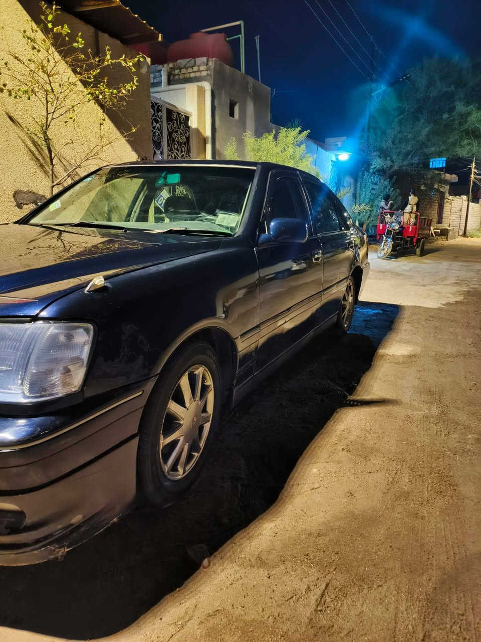 السلام عليكم ملكه للبيع او مراوس حسب القناعه مديل 2000 اصل مكينه فيفيتي 3000 شاصي 75 سياره حلوه وكفاله گص ونقل جثه واصوليات رقم بصره دولي تحويل ثاني يوم السعر 90 وبيها مجال شي قليل مكاني البصره قضاء المدينه رقم الهاتف *********** او***********
