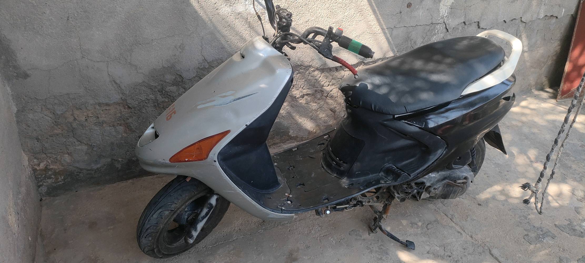 العنوان البصرة المدينة الخاص 
السعر بالاتفاق راسلني وتجيك كل التفاصيل ببضمة الرقم ***********