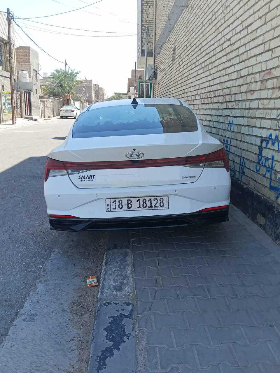 السلام عليكم ورحمة الله وبركاته
النترا موديل 2022 سياره كفاله بيه بس 
ثلاث قطع وباقي كفاله 
تبريد مكينة 2000 
سياره حلوه حساسات شغاله 
سياره جاهزة 
السعر 125 وبيه مجال 
***********
