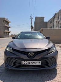 كامري LE • ٢٠١٨ • بدون دواخل