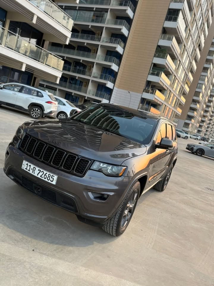 جيب ثمانينية بدون ايرباك ماشية ٦٦ ميل مشي امريكا 

موديل  2021 

محرك V6  3.6L 

* المواصفات :

* نسخة ال 80th Anniversary 

* رادار امامي مع مانع تصادم . 

* ⁠رادار جانبي نقطة عمياء .

* ⁠رادار توقف ذاتي خلفي .

* اصطفاف ألي ( اوتوپارك ) . 

* تحذير الخروج عن المسار . 

* نقطة عمياء .

* دفع رباعي 4x4 . 

* فرش المقاعد من الجلد . 

* المقاعد الأمامية تدفئة . 

* المقاعد الأمامية كهربائية .

* ذاكرة لحفظ وضعيات الجلوس . 

* المقود تدفئة

* المقاعد الخلفية مع تدفئة . 

* ويل قياس 20 انج .

* تدفئة ستيرن . 

* فتحة سقف  .

* شاشه كبيرة 8.4 انج .

* نظام الخرائط (GPS) . 

* نظام خاص للطرق الوعرة  

* المصابيح الأمامية مع LED لايت . 

* كشافات الضباب  

* تشغيل عن بعد .

* صندوق كهربائي .

*  حساسات أمامية عدد (٦) . 

*  حساسات خلفية عدد (٦).

* كاميرا خلفية .

* مرايا قلاب بخاصية التعتيم الذاتي .

* بلوتوث تلفون . 

* محدد سرعة ذكي . 

* نظام تشغيل واطفاء اوتماتيكي للمحرك للتوفير من صرف الوقود . ( Auto Start System ) .

* نظام بريك اوتماتيكي ( Auto Break System ) .
* ⁠
سياره جاهزة بدون اي نواقص وصيانتها بالشركة وبإسمي

للأستفسار الاتصال   ***********
 
بغداد - المنصور
