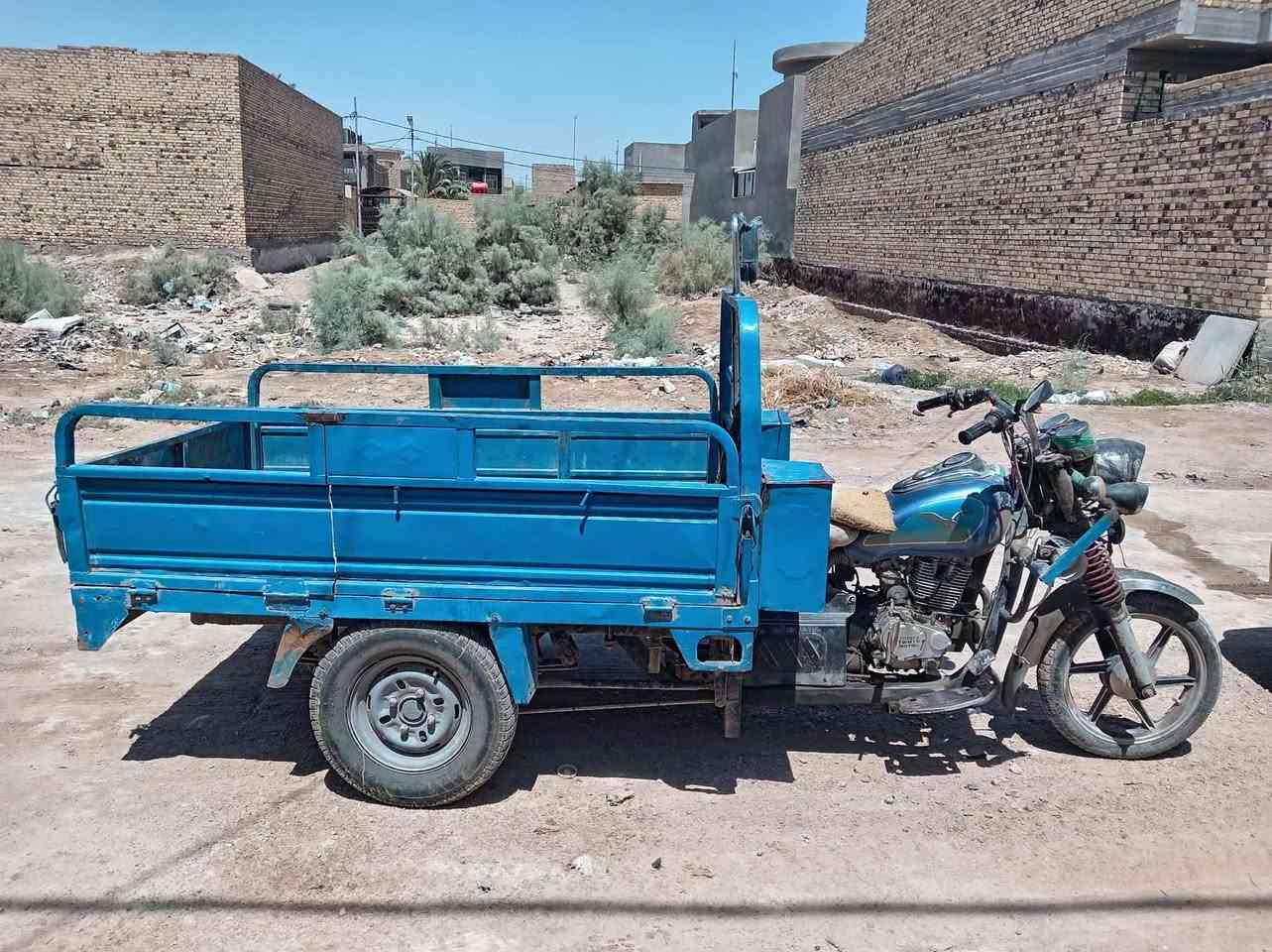 السلام عليكم ستوته موديل ١٤ رقم وسنويه ومالك محرك وكير خير من الله للبيع السعر ملبون وبيه مجال موبايل ***********
