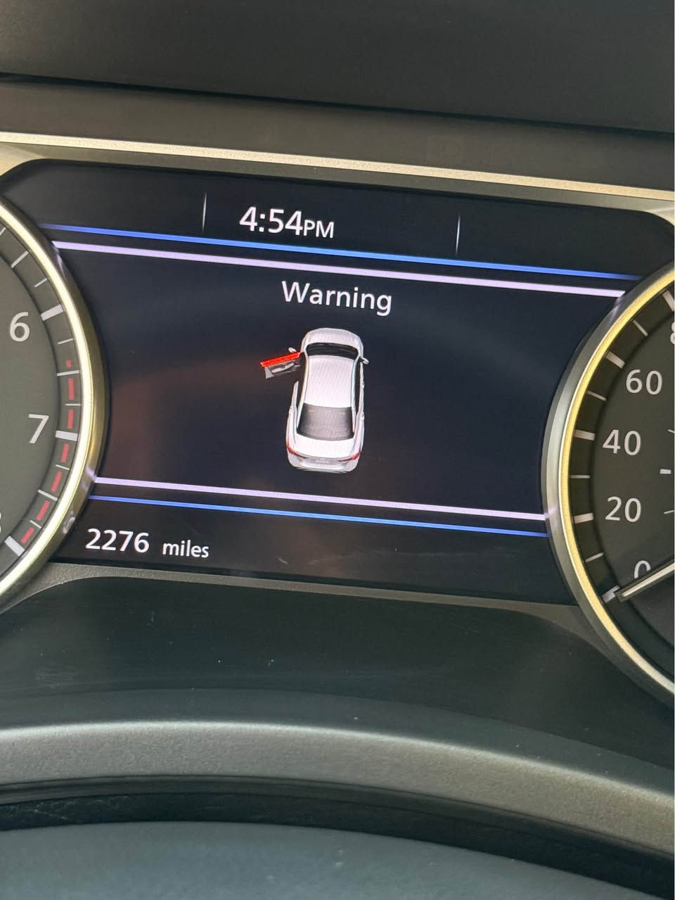 نيسان سنترا SV • ٢٠٢٥ • بدون صبغ