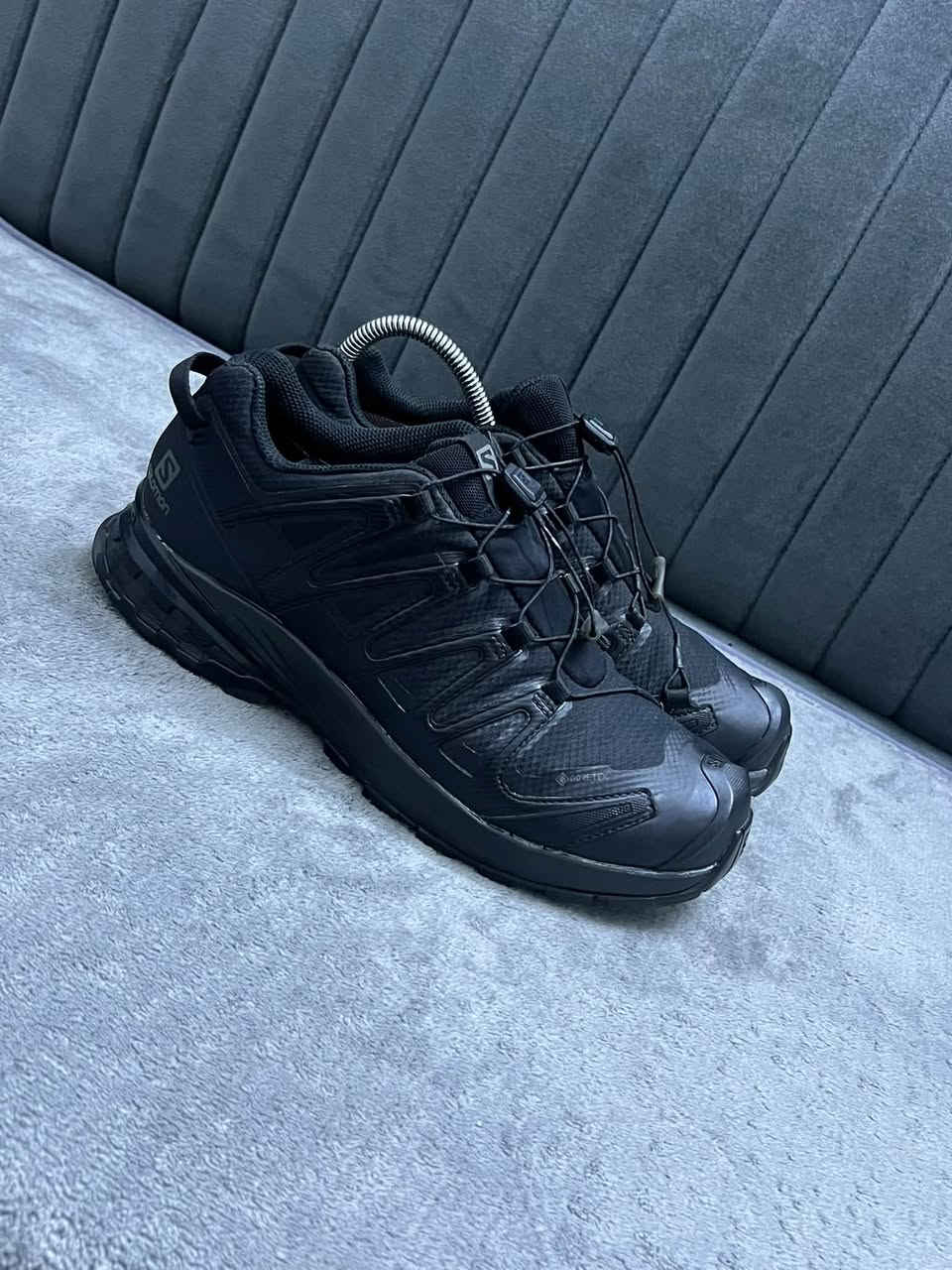 Salamon-3d- size 41.. 26 cm- goretex

سەلەمۆن ئۆرجنال سایزی ٤١..دژە ئاو 3d

سلمون ثرى دى اورجنال اصلى ضد الماء قياس ٤١
