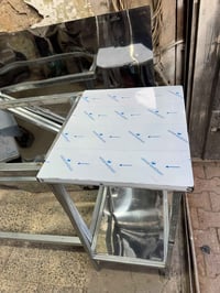 ميز • ٦٠×٥٠
