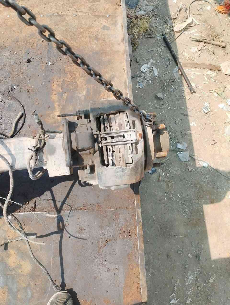 ئەکسلی داف 6 بڕغوو
سڵاوی خوا لەهەموو لایەک ئەکسلی داف 6 بڕغوو بۆ فرۆشتن 
***********
شوێن / سلێمانی / مەنتیقە سەناعەی هوانە
