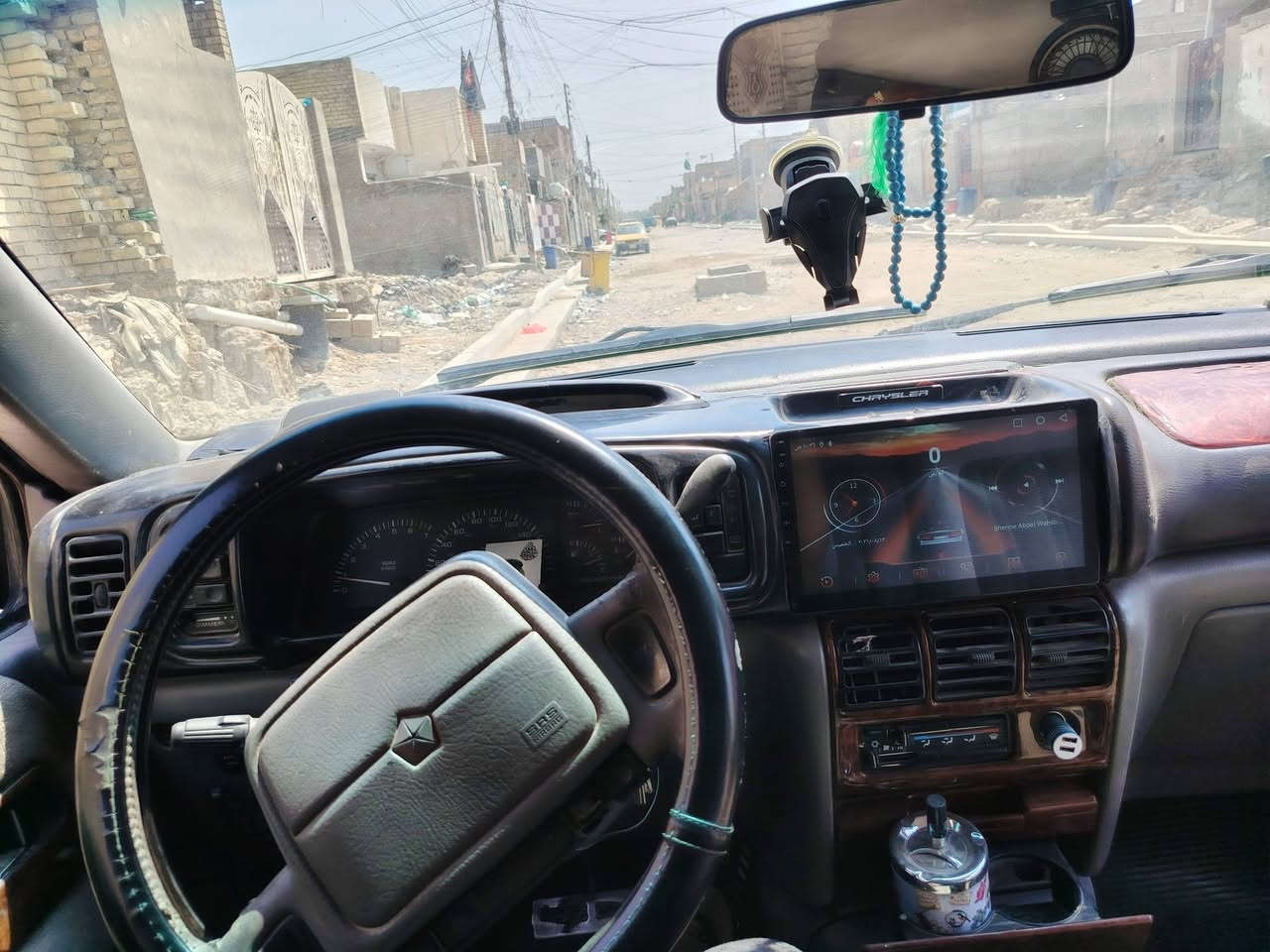 دوج كلاسيك موديل ٩٤ سياحي سيارة بلادية ٧راكب رقم نينوى صاحبة بغداد سنوية لل ٢٧ العنوان بغداد حي البتول ***********السعر٣٢
